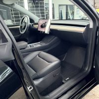 Professionelle Tesla Innenraumreinigung bei Glanz Car Autoaufbereitung Bielefeld